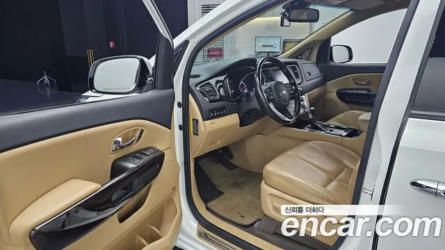 Kia The New Carnival 2019 Белый из Кореи, фото 2