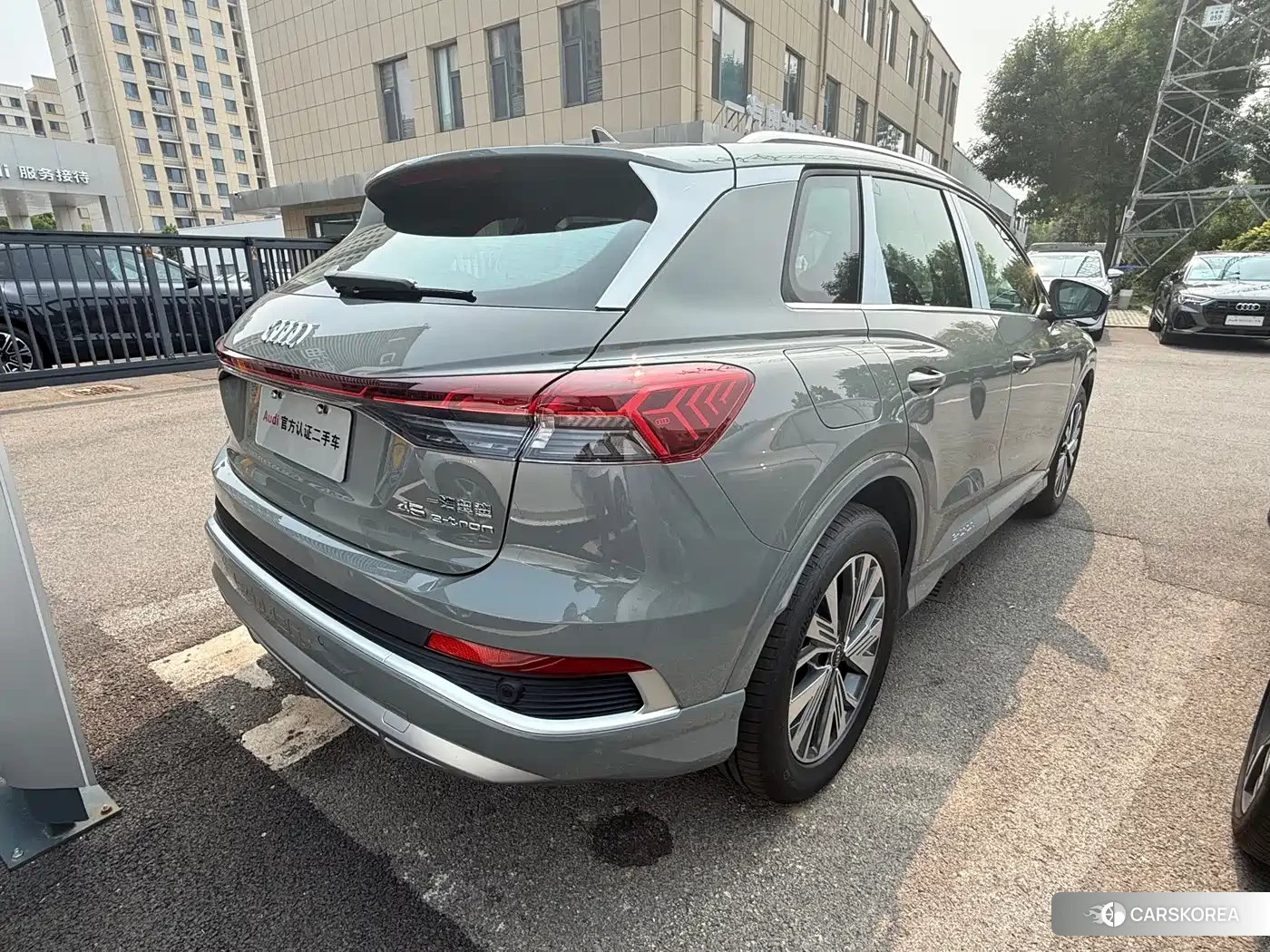 Audi Q4 2026 Silver/gray из Китая, фото 2