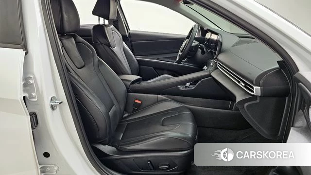 Hyundai Avante (CN7) 2023 Белый из Кореи, фото 2