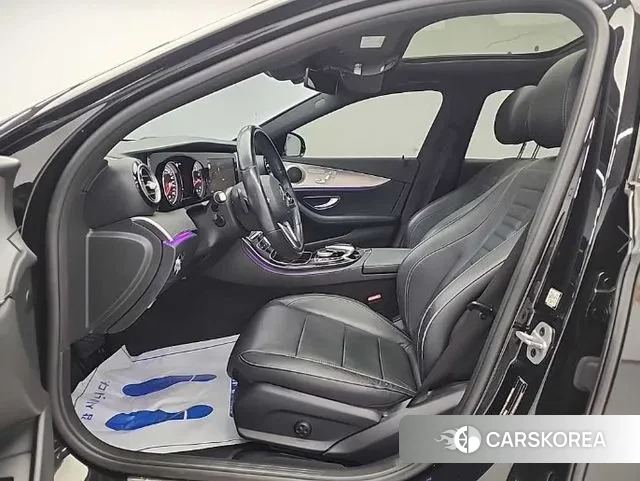 Mercedes-Benz E-Class W213 2019 Черный из Кореи, фото 2