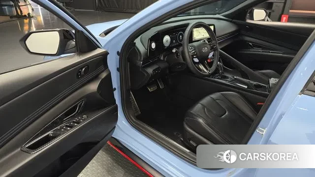 Hyundai Avante (CN7) 2022 Небесно-голубой из Кореи, фото 2