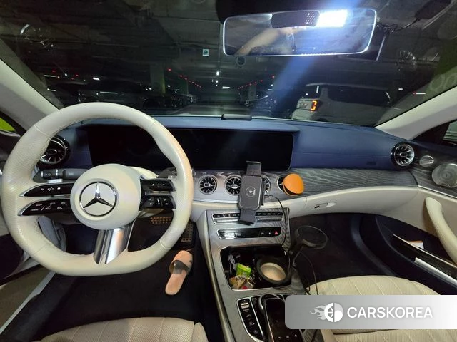 Mercedes-Benz E-Class W213 2022 Белый из Кореи, фото 2