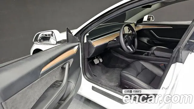 Tesla Model 3 2022 Белый из Кореи, фото 2