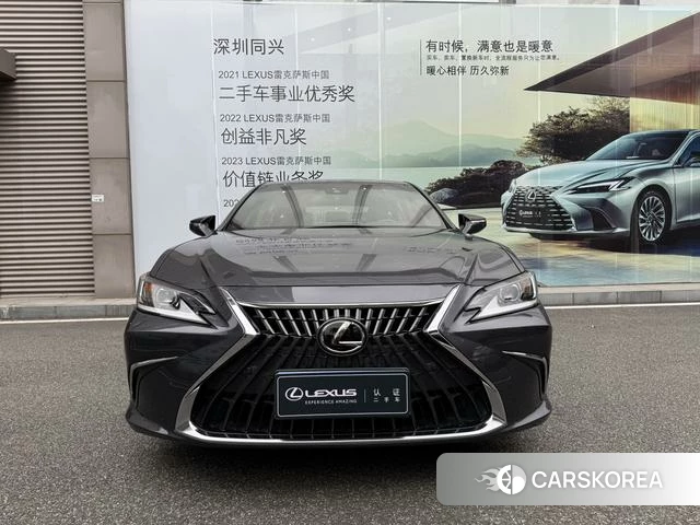Lexus ES 2021 Темно-серый из Китая, фото 2