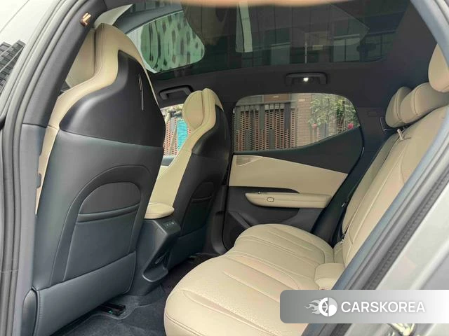 Lynk Z20 2026 Серебристо-серый из Китая, фото 2