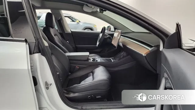 Tesla Model 3 2021 Белый из Кореи, фото 2