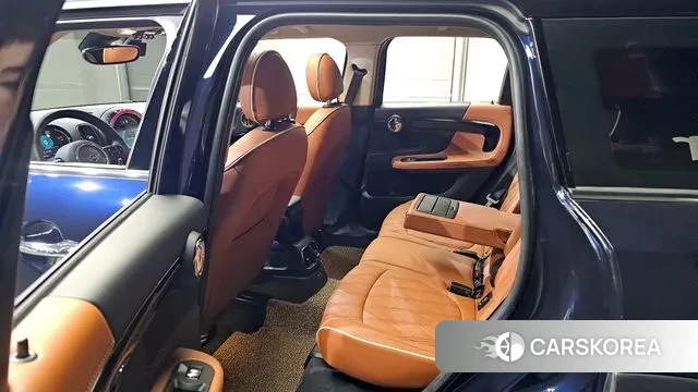 Mini Cooper Countryman 2024 Черный из Кореи, фото 2