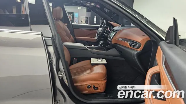 Maserati Levante 2019 Серый из Кореи, фото 2