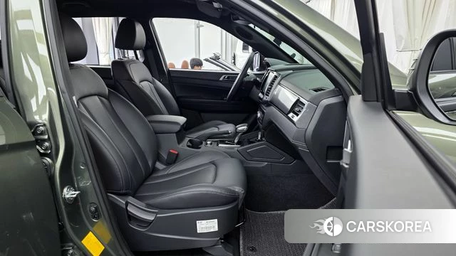 Ssangyong The New Rexton Sport 2023 Темно-зеленый из Кореи, фото 2