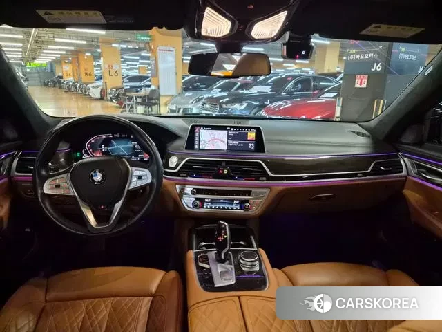 BMW 7 Series (G11) 2019 Черный из Кореи, фото 2