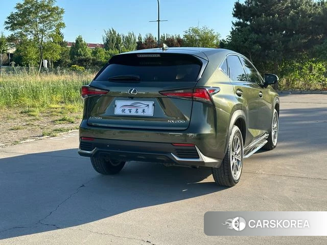 Lexus NX 2021 Зеленый из Китая, фото 2
