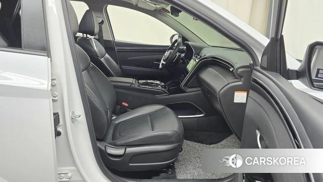 Hyundai Tucson Hybrid (NX4) 2023 Белый из Кореи, фото 2