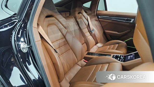 Porsche Panamera (971) 2020 Черный из Кореи, фото 2