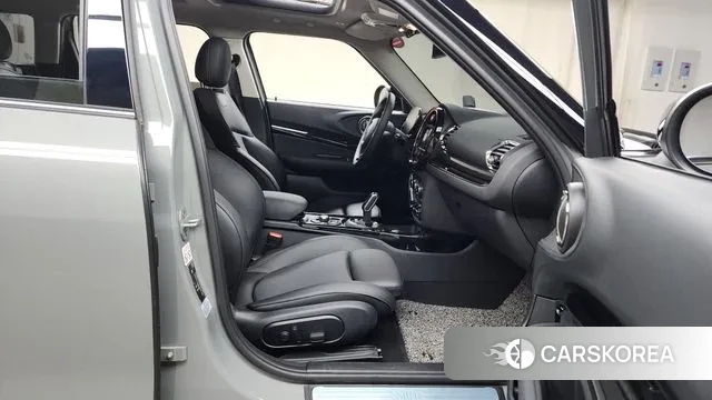 Mini Cooper Clubman 2020 Черный двухцветный из Кореи, фото 2