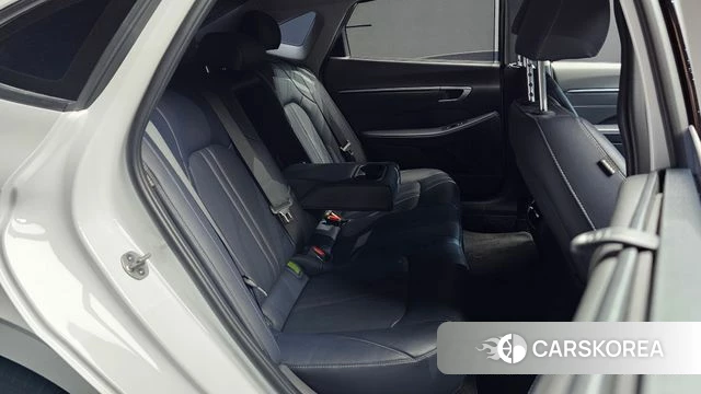 Hyundai Sonata D Edge (DN8) 2023 Белый из Кореи, фото 2