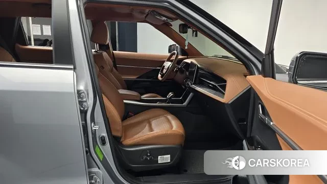 Ssangyong Torres 2024 Светло-серебряный цвет из Кореи, фото 2