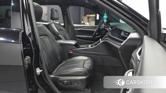 Jeep Grand Cherokee (WL) 2022 Черный из Кореи, фото 2