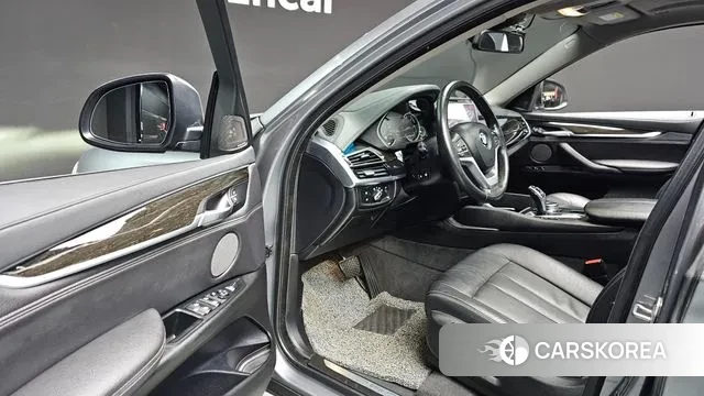 BMW X6 (F16) 2018 Серый из Кореи, фото 2