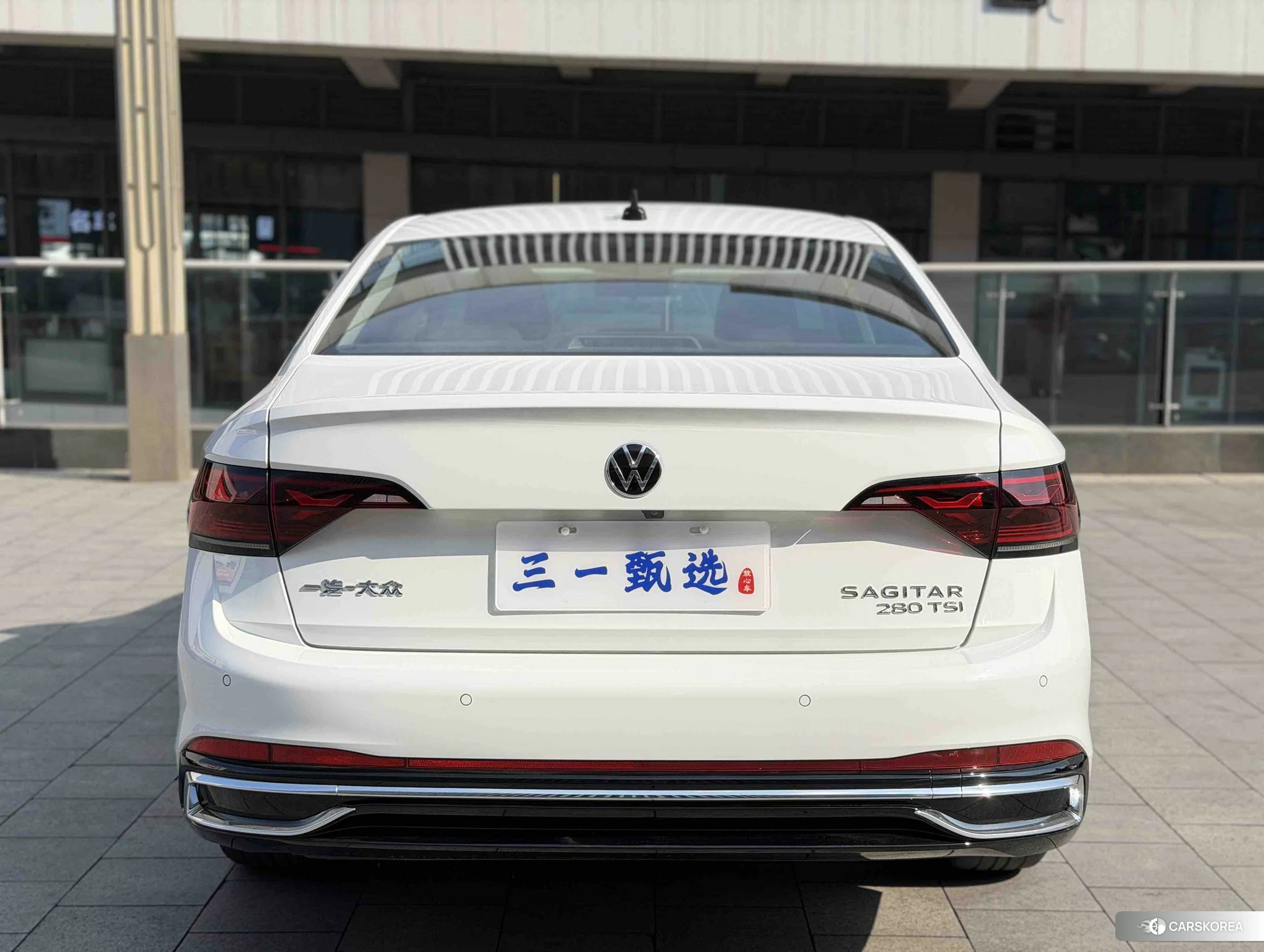 Volkswagen Sagitar 2022 Белый из Китая, фото 2