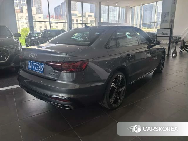Audi A4L 2024 Темно-серый из Китая, фото 2