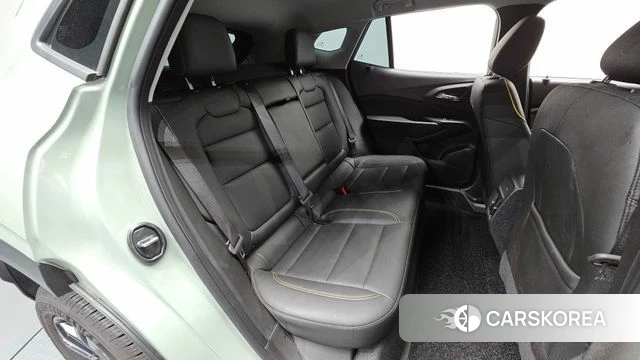 Chevrolet (GM Daewoo) Trax Crossover 2025 Зеленый из Кореи, фото 2