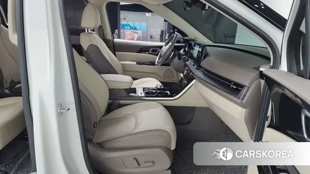 Kia Carnival 4th generation 2022 Белый из Кореи, фото 2