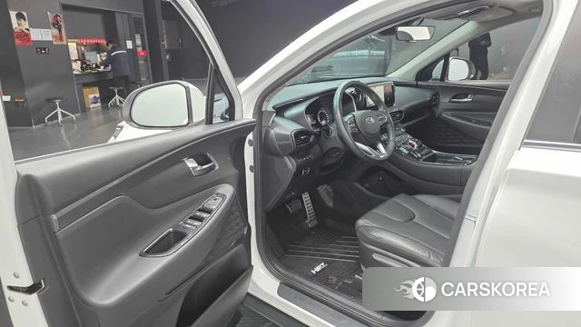 Hyundai The New Santa Fe 2023 Белый из Кореи, фото 2