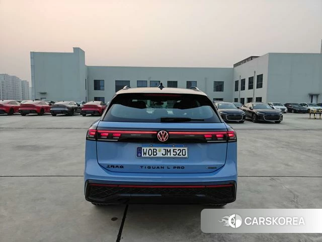 Volkswagen Tiguan L 2024 Синий из Китая, фото 2