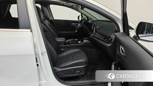 Kia Sportage 5th Generation 2022 Белый из Кореи, фото 2