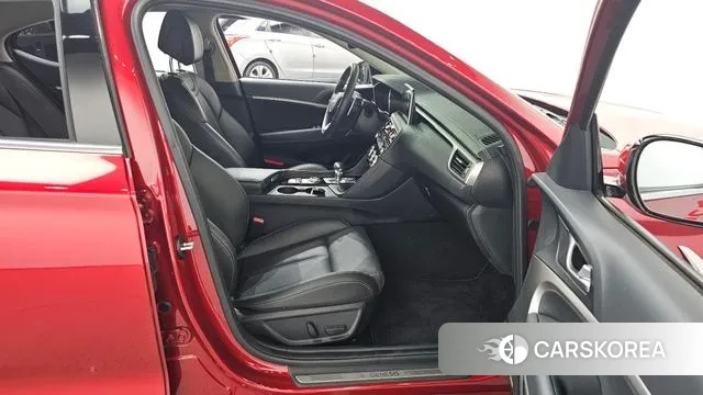 Genesis G70 2020 Красный из Кореи, фото 2