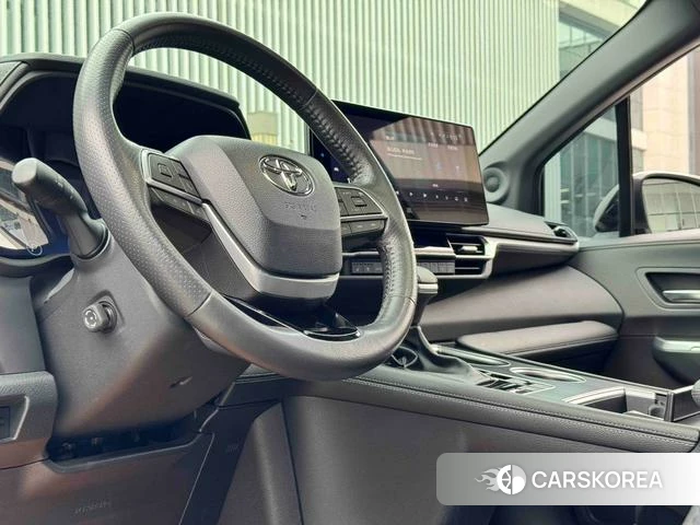 Toyota Saina 2022 Шампань из Китая, фото 2