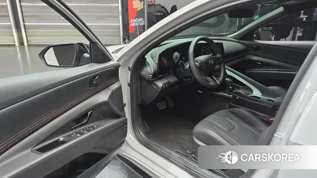 Hyundai The New Avante (CN7) 2024 Серый из Кореи, фото 2