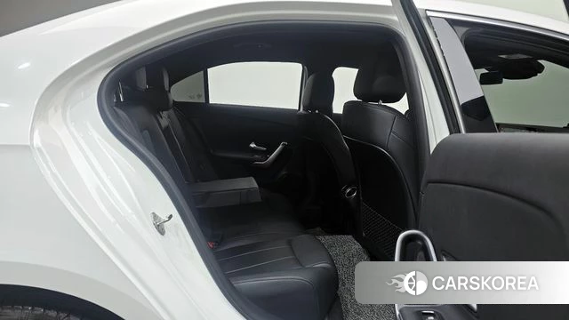 Mercedes-Benz A-Class W177 2022 Белый из Кореи, фото 2