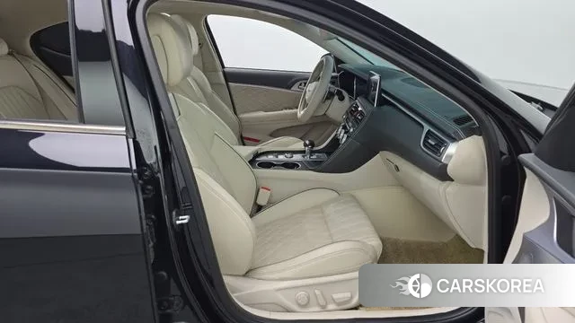 Genesis G70 2019 Черный из Кореи, фото 2