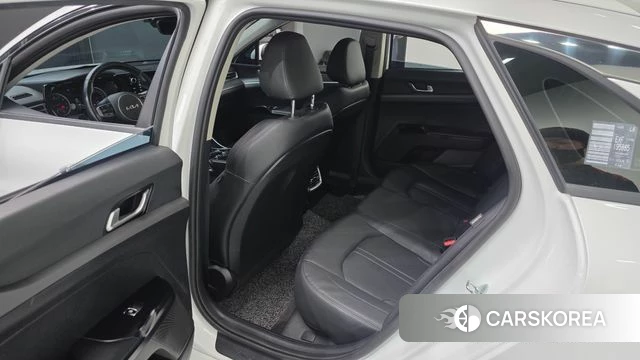 Kia K5 3rd generation 2022 Белый из Кореи, фото 2