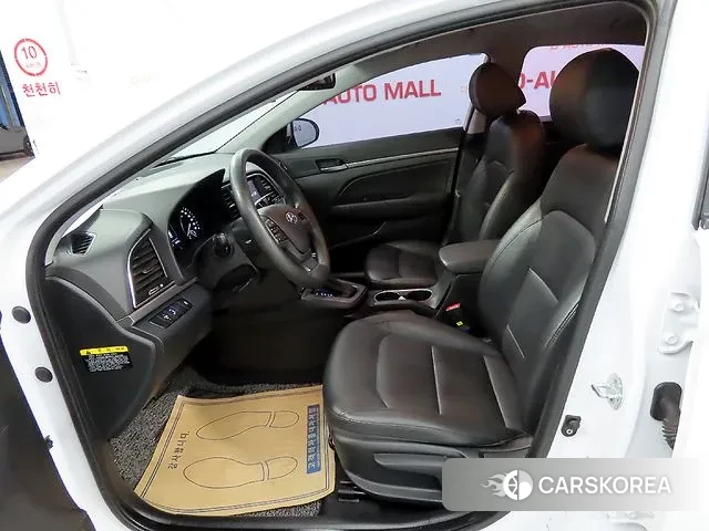 Hyundai Avante AD 2018 Белый из Кореи, фото 2