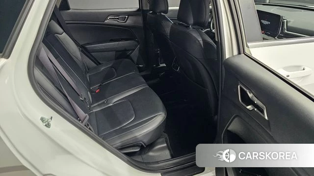 Kia Sportage 5th Generation 2022 Белый из Кореи, фото 2