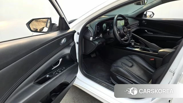 Hyundai Avante Hybrid (CN7) 2022 Белый из Кореи, фото 2