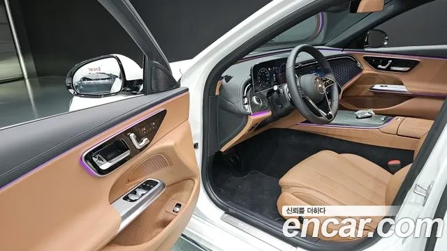 Mercedes-Benz E-Class W214 2024 Белый из Кореи, фото 2