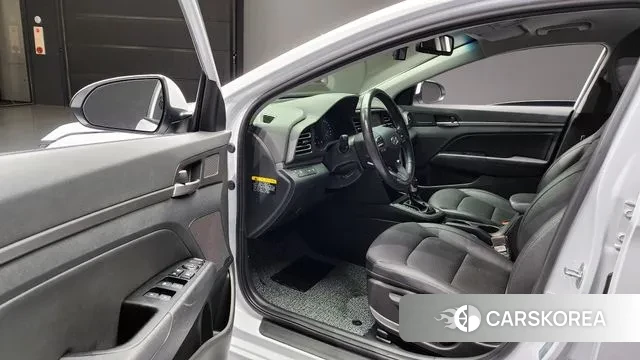 Hyundai The New Avante AD 2019 Белый из Кореи, фото 2