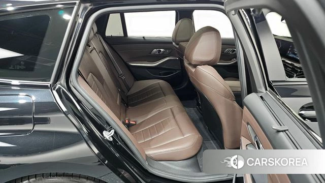 BMW 3 Series (G20) 2024 Черный из Кореи, фото 2