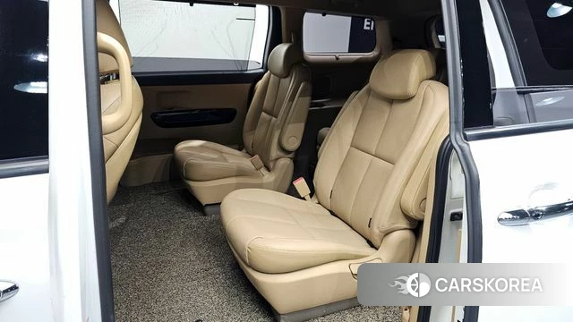 Kia The New Carnival 2018 Белый из Кореи, фото 2