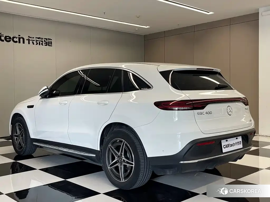 Mercedes-Benz EQC 2022 Белый из Китая, фото 2