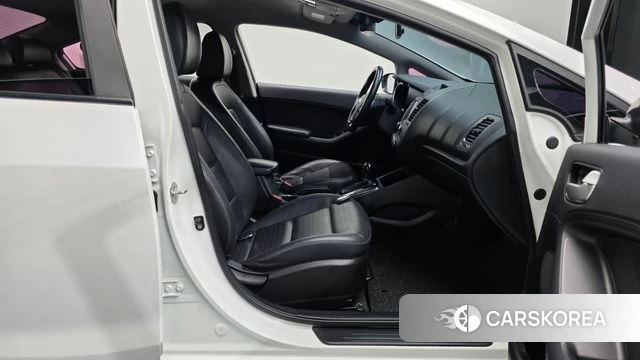 Kia The New K3 2018 Белый из Кореи, фото 2