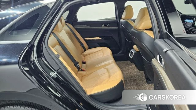 Kia K5 3rd generation 2023 Черный из Кореи, фото 2