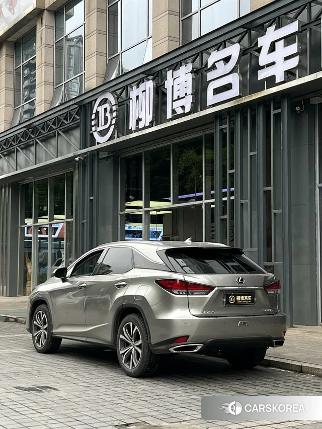 Lexus RX 2022 Серебристо-серый из Китая, фото 2