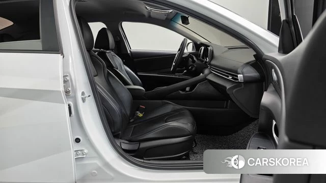 Hyundai Avante (CN7) 2022 Белый из Кореи, фото 2