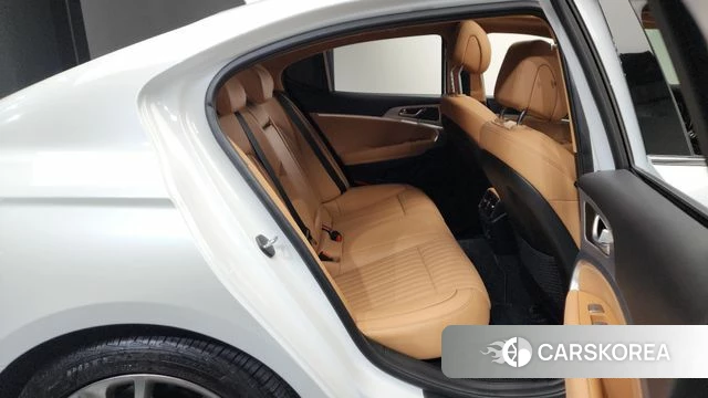 Genesis The New G70 2022 Белый из Кореи, фото 2