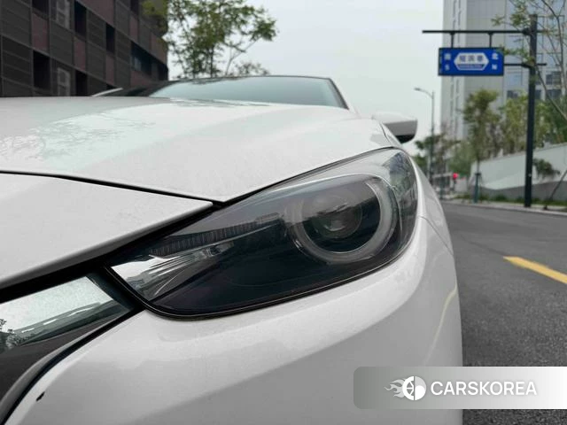 Mazda 3 Angkesaila 2019 Белый из Китая, фото 2