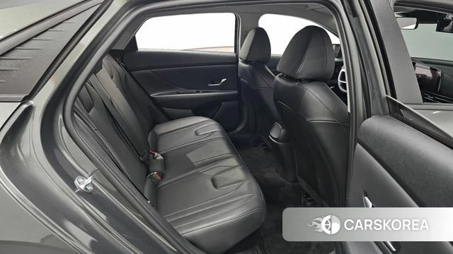 Hyundai Avante Hybrid (CN7) 2023 Серый из Кореи, фото 2
